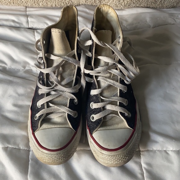 converse - Picture 2 of 4